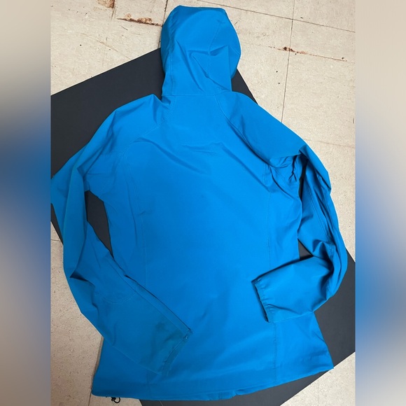 Women’s Columbia Blue Hooded Rain Jacket, XS - Picture 6 of 13